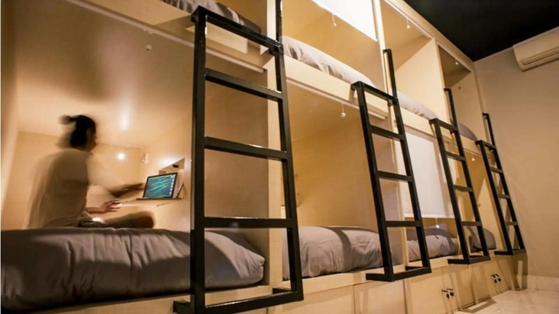 Bedplus Backpacker Kuta Legian 0*,  Indonésie
